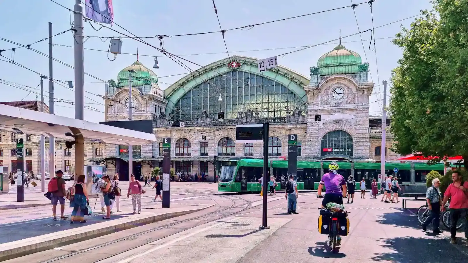 Fantastisch fietsen bij Station Basel